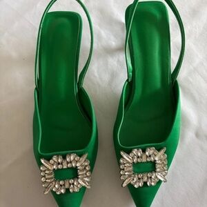 Kittenish Emerald Slingback Heels with Crystal Accent